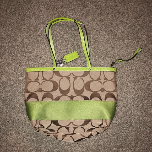 Coach Handbags - Coach purse